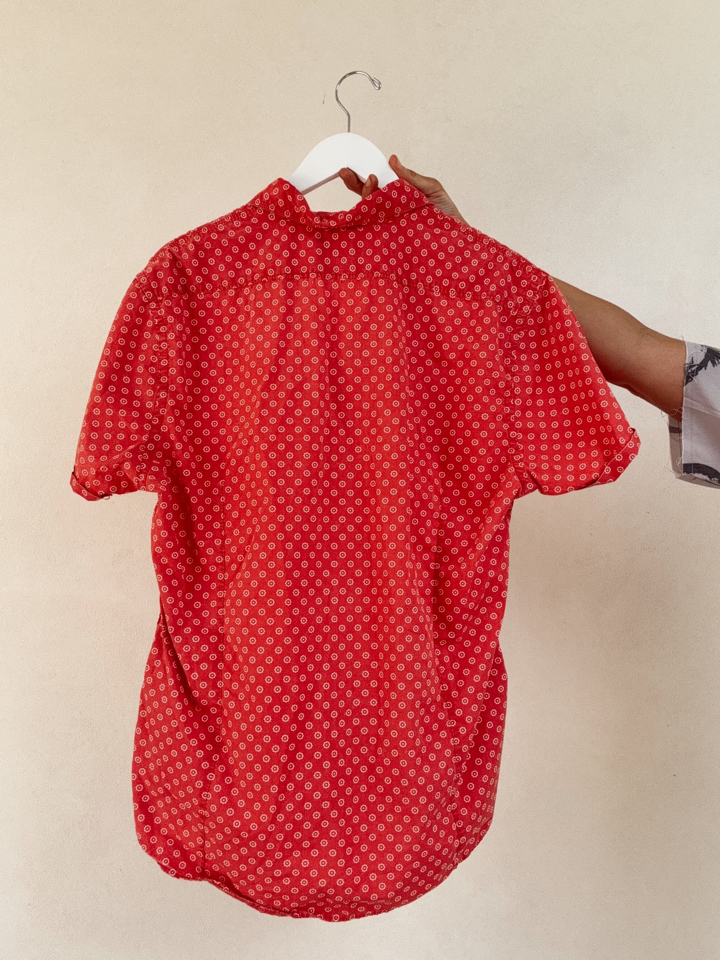 Western Vintage Patterned Red Short Sleeve